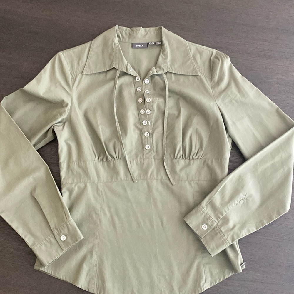 Mexx women’s olive green shirt